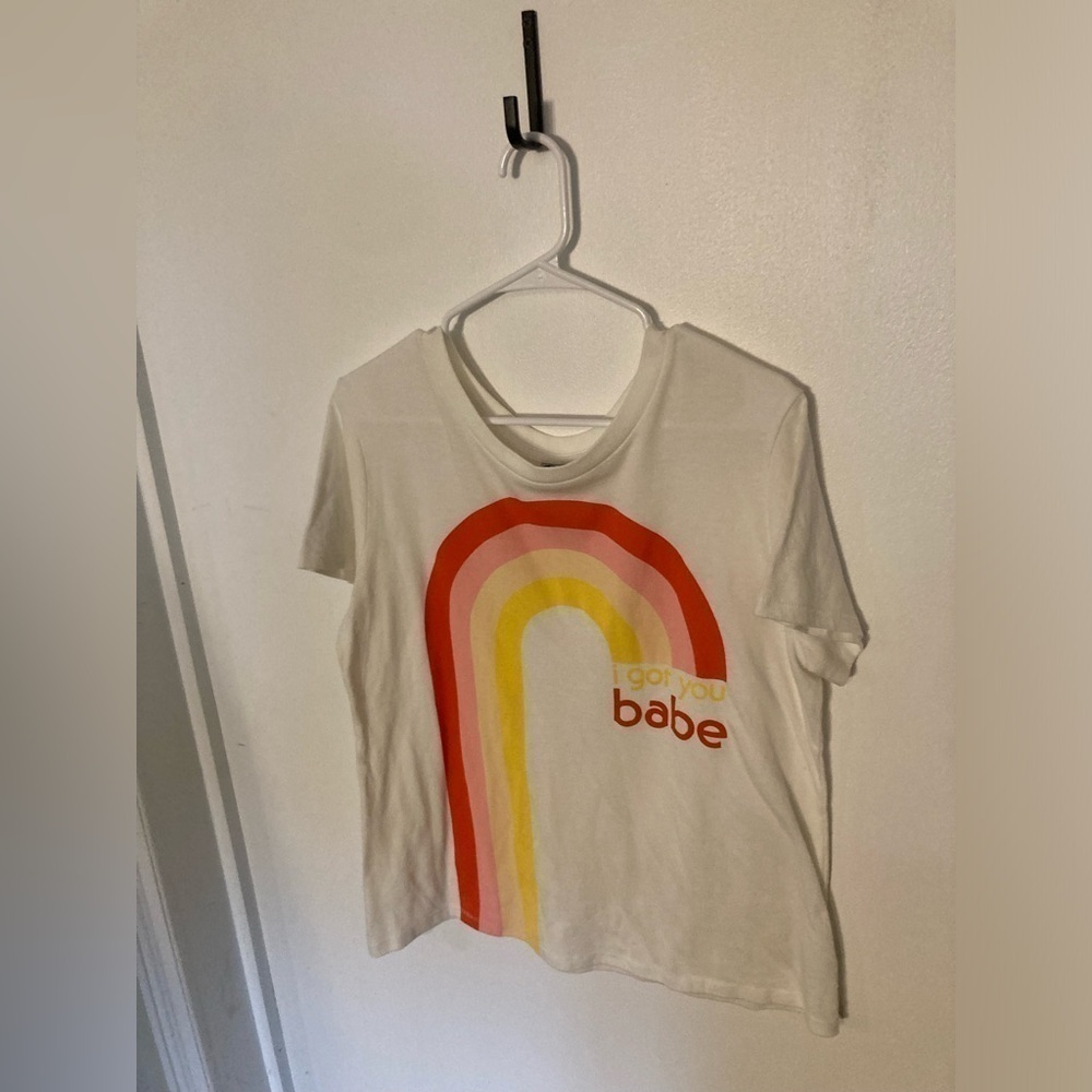 Junk Food I got you babe rainbow shirt sleeve t-shirt in Great Cond. Size XXL